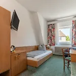 Kniestedter Hof Szálloda