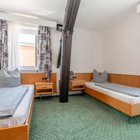 Hotel Kniestedter Hof 3*