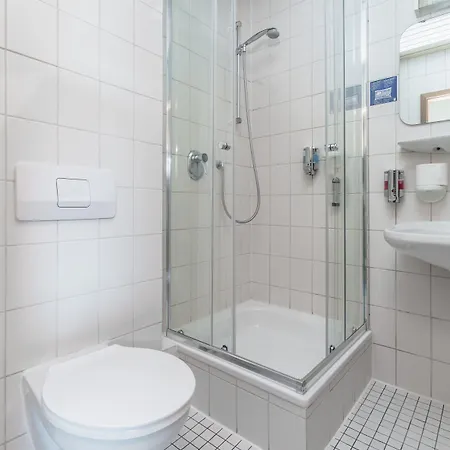 Kniestedter Hof 3*