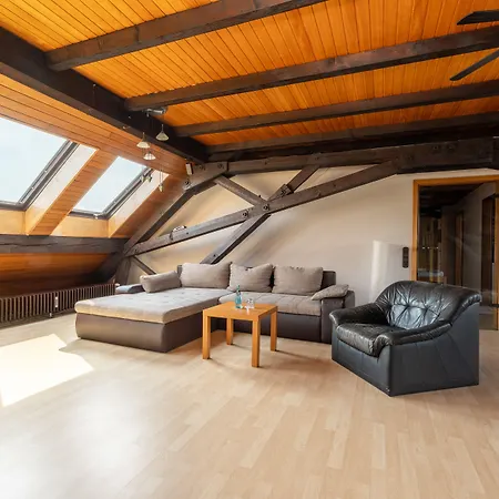 Kniestedter Hof Hotell